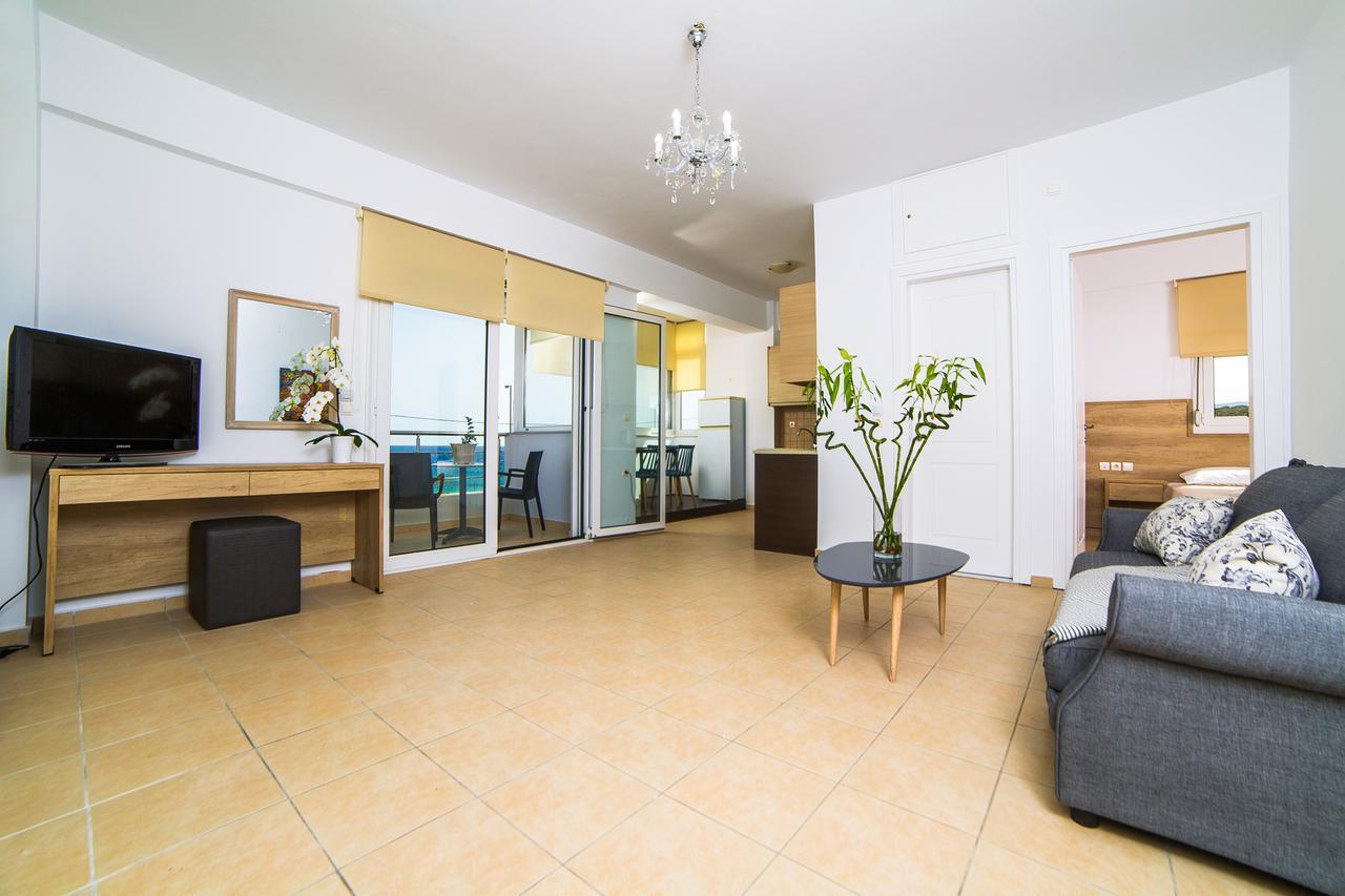 Eva Apartments Koutouloufari  Bagian luar foto